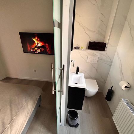 Foursuites Лиеж Екстериор снимка