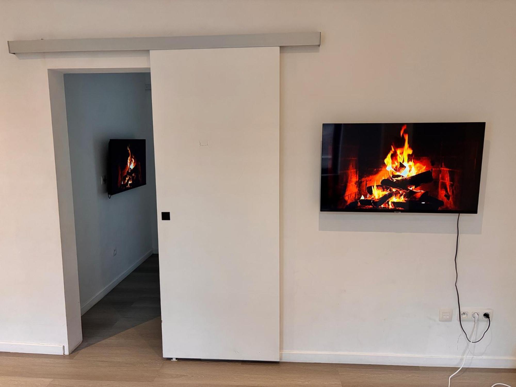 Foursuites Лиеж Екстериор снимка